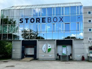 Storebox München: storebox-munchen-flughafen-lilienthalstrasse--Storebox Lilienthalstra e 19 M nchen-Flughafen 1.jpg